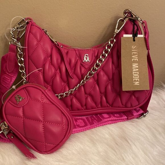 NWT Steve Madden (Bvital) Quilted Crossbody Bag w/ AirPod Coin Pouch - Fuchsia - Picture 8 of 17